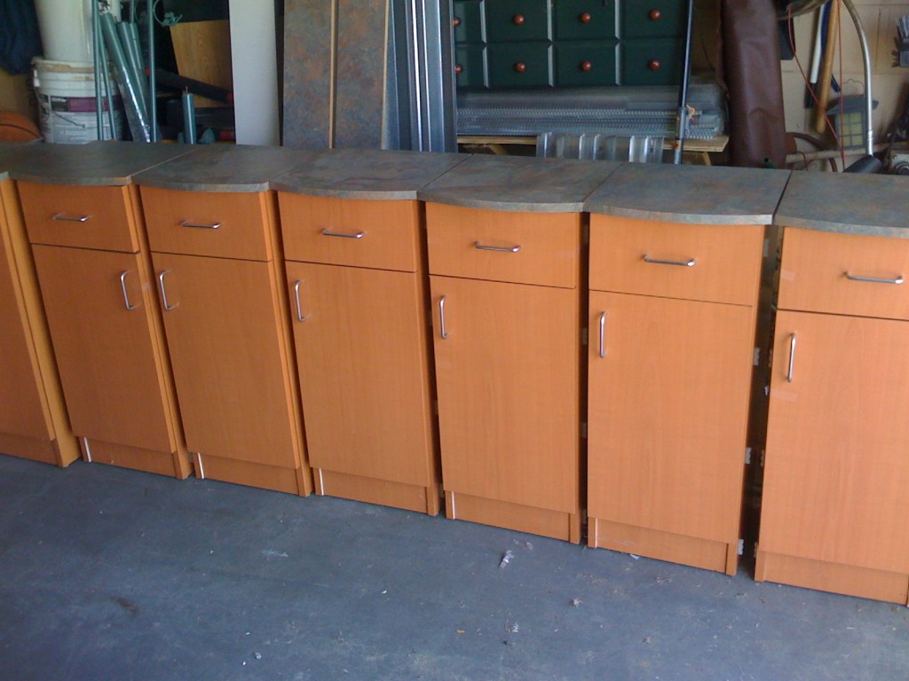 Packing Wrapping Furniture Cabinets - Packing Service Inc.